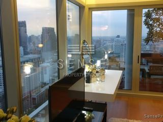Wohnung zur Miete mit 2 Zimmer in Pathum Wan, Bangkok