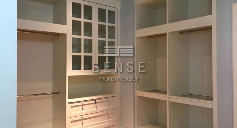 Condo en alquiler de 3 habitaciones en Pathum Wan, Bangkok