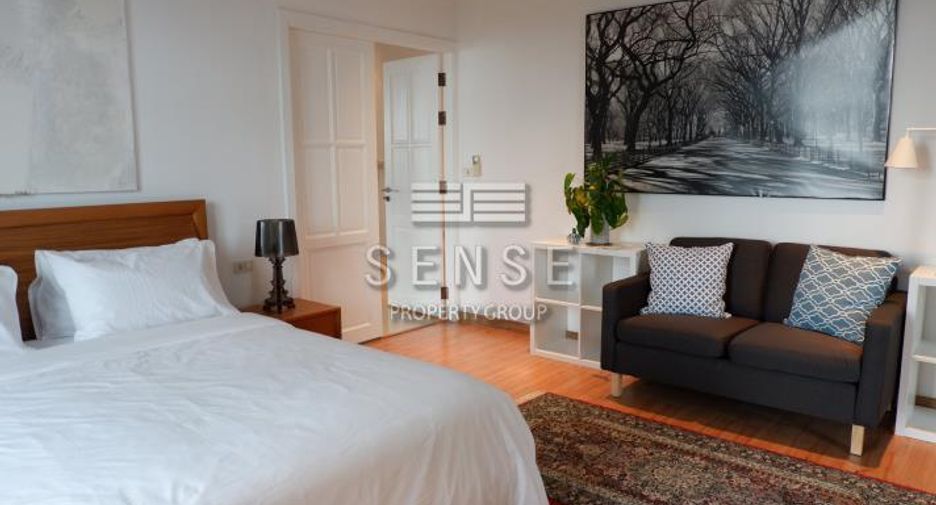 For sale and for rent 4 bedrooms condo in Watthana, Bangkok