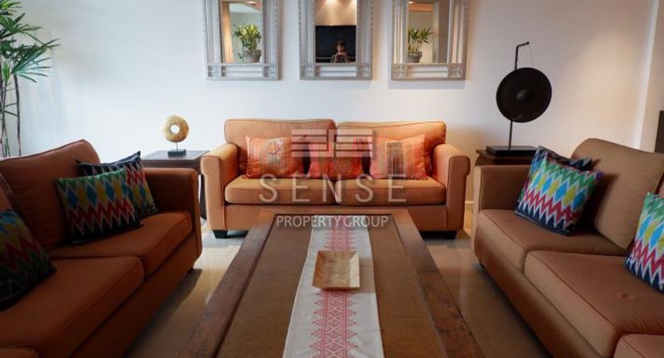 For sale and for rent 4 bedrooms condo in Watthana, Bangkok