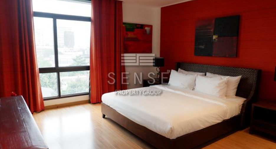For sale and for rent 4 bedrooms condo in Watthana, Bangkok
