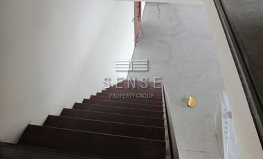 Wohnung zum Kauf mit 6 Zimmer in Khlong Toei, Bangkok