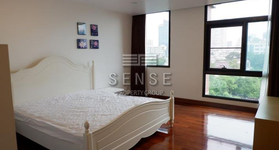 For rent 3 bedrooms condo in Watthana, Bangkok