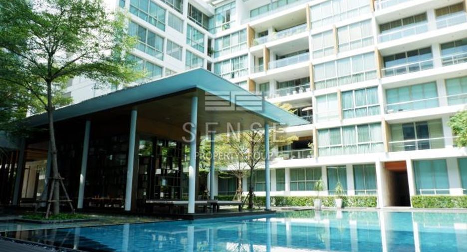 For rent 3 bedrooms condo in Khlong Toei, Bangkok