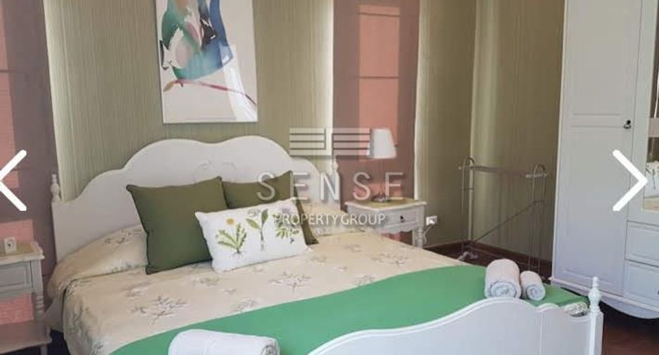 For rent 3 bedrooms house in Huai Khwang, Bangkok