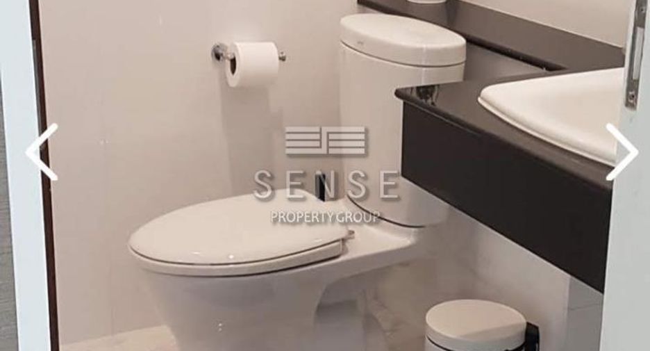 For rent 3 bedrooms house in Huai Khwang, Bangkok