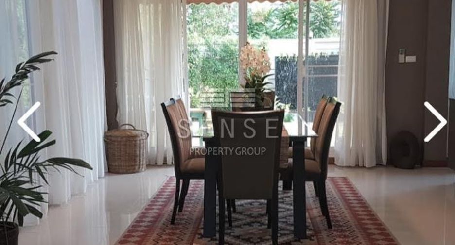 For rent 3 bedrooms house in Huai Khwang, Bangkok