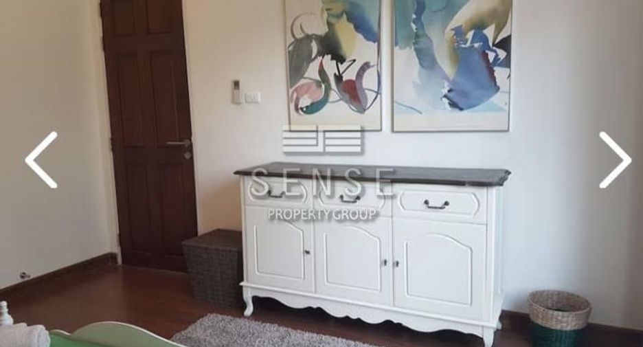For rent 3 bedrooms house in Huai Khwang, Bangkok