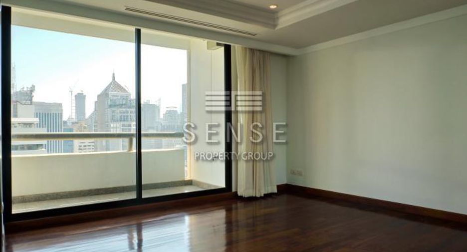 Wohnung zur Miete mit 4 Zimmer in Pathum Wan, Bangkok