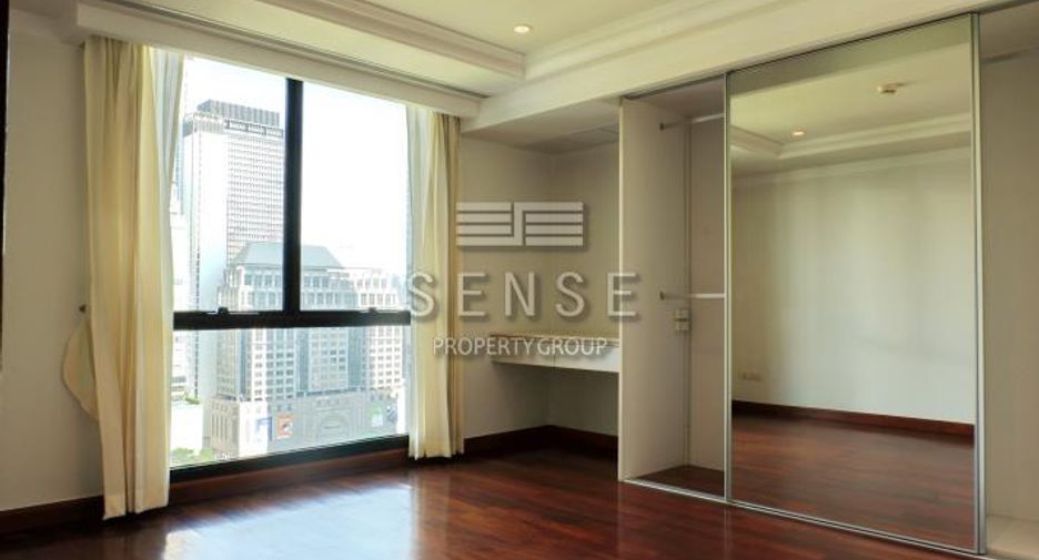 Wohnung zur Miete mit 4 Zimmer in Pathum Wan, Bangkok