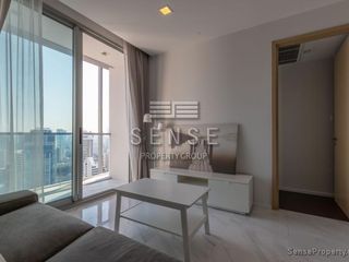 Condo en alquiler de 3 habitaciones en Watthana, Bangkok