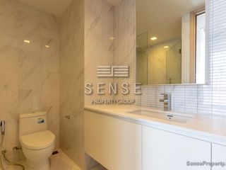 Condo en alquiler de 3 habitaciones en Watthana, Bangkok