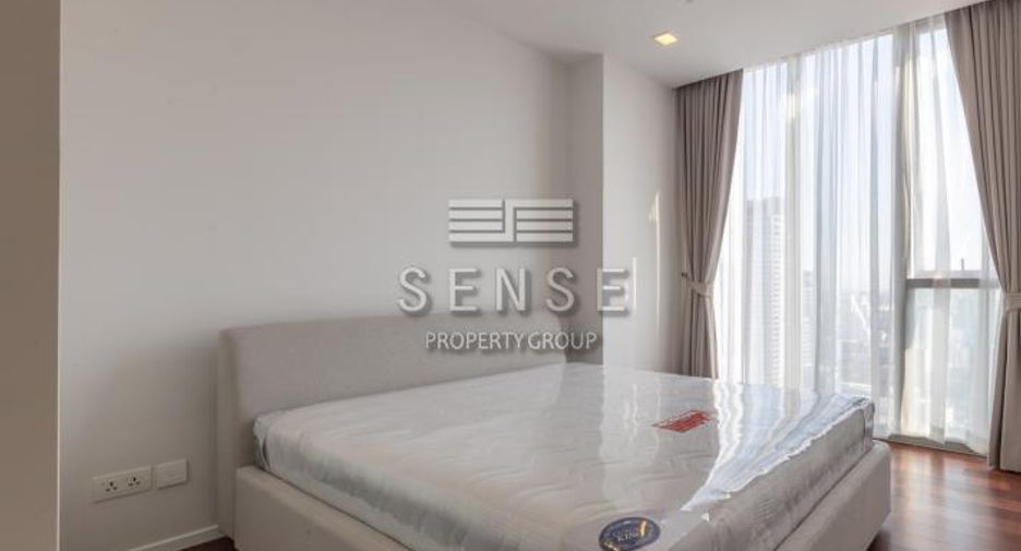 For rent 3 bedrooms condo in Watthana, Bangkok