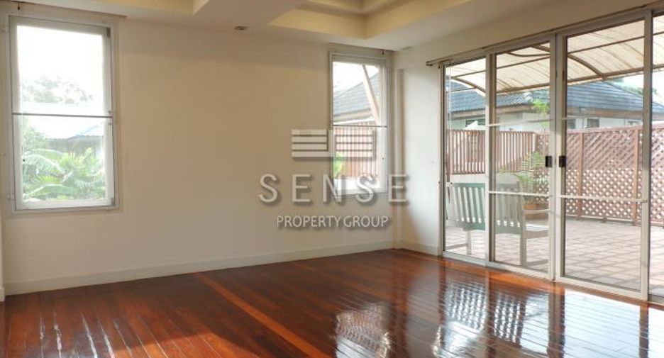 For rent 4 ベッドルーム house in Watthana, Bangkok