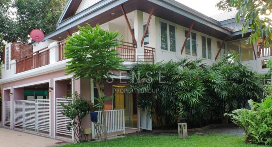 For rent 4 ベッドルーム house in Watthana, Bangkok