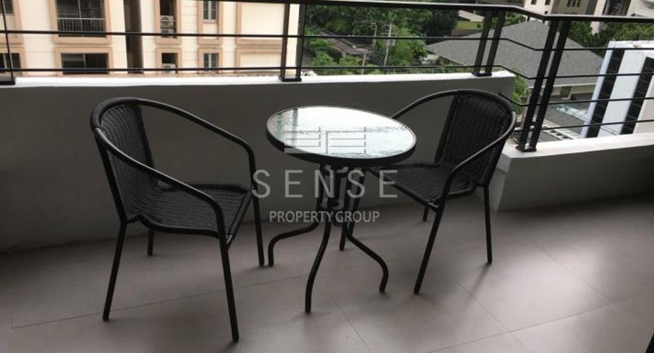 For rent 2 bedrooms condo in Watthana, Bangkok