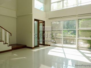 Reihenhaus zur Miete mit 4 Zimmer in Khlong Toei, Bangkok