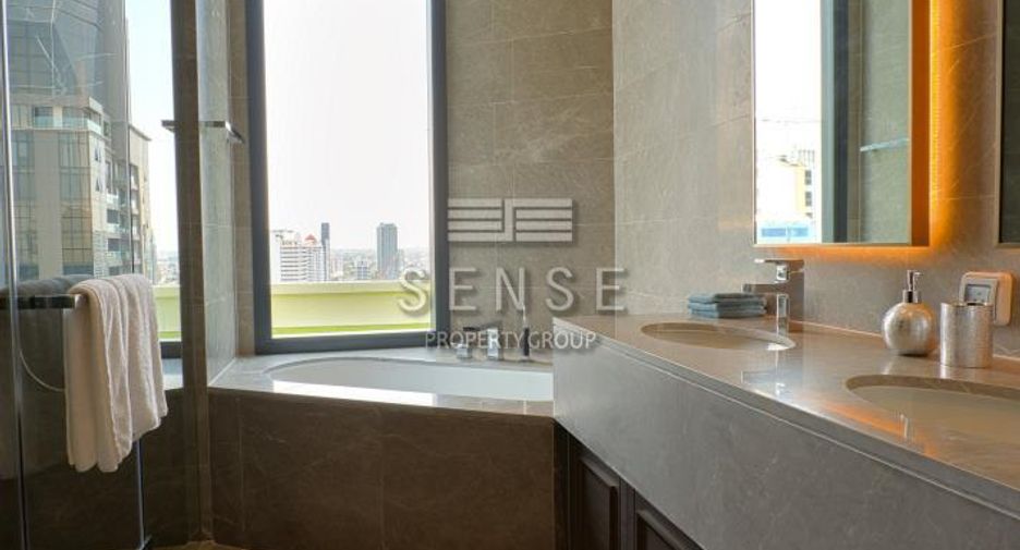 Condo en venta de 3 habitaciones en Khlong Toei, Bangkok