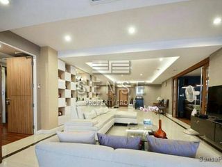 Wohnung zur Miete mit 4 Zimmer in Khlong Toei, Bangkok