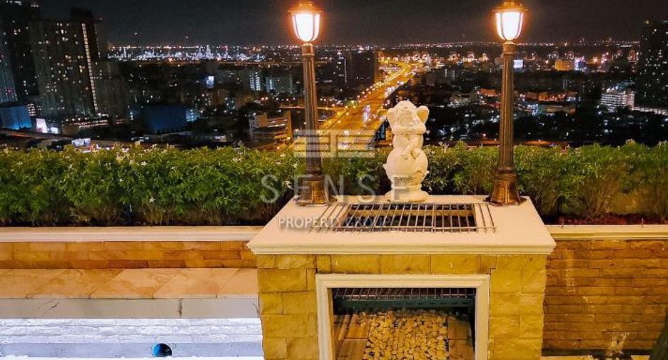 For sale 3 bedrooms condo in Watthana, Bangkok