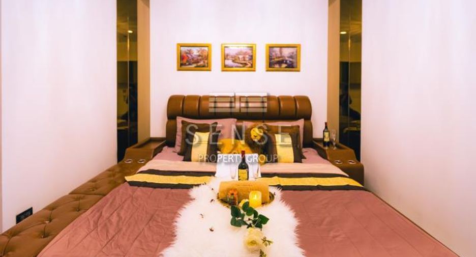For sale 3 bedrooms condo in Watthana, Bangkok