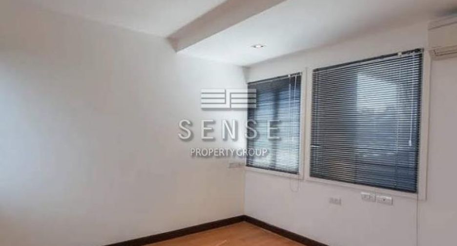 Wohnung zum Kauf mit 3 Zimmer in Watthana, Bangkok