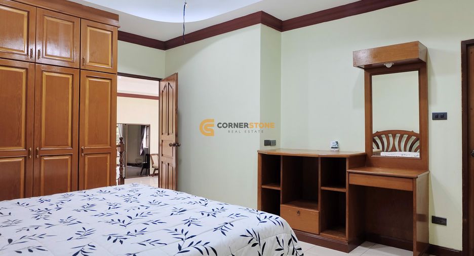 出租 和 出售 4 卧室 独立屋 在 Bang Lamung, Chon Buri