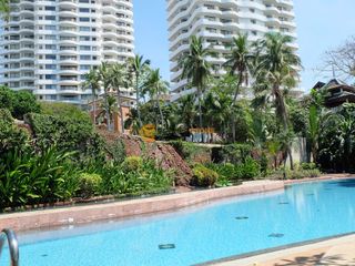 For sale 4 bedrooms condo in Bang Lamung, Chonburi