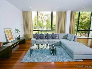 For rent 4 bedrooms house in Watthana, Bangkok