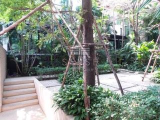 For rent 4 bedrooms house in Watthana, Bangkok