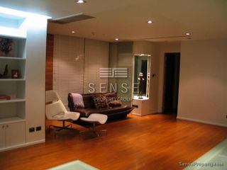 For sale 4 bedrooms condo in Khlong Toei, Bangkok