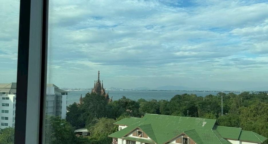 For sale 3 bedrooms condo in North Pattaya, Pattaya