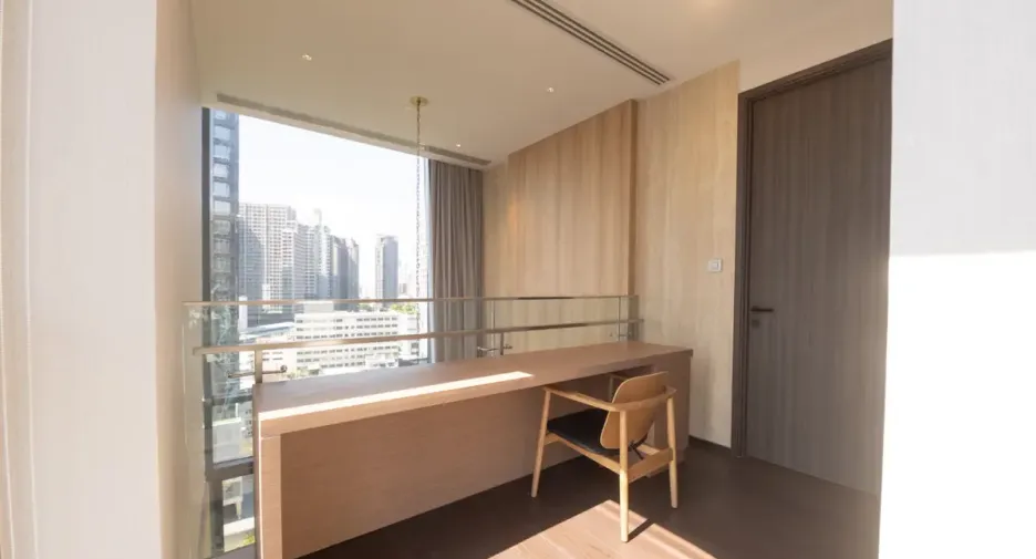 For rent そして for sale 2 ベッドルーム condo in Khlong Toei, Bangkok