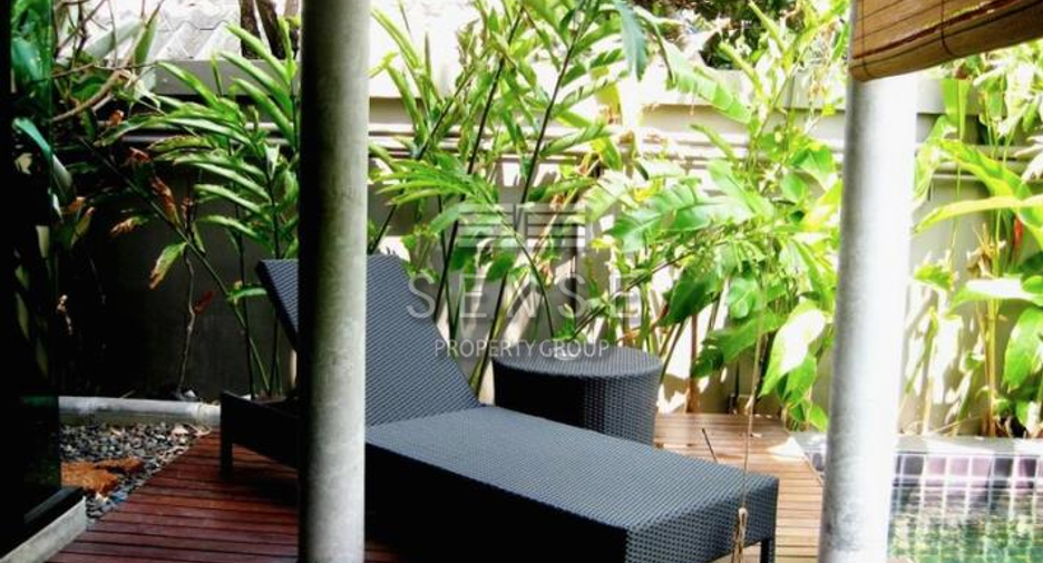 For rent 3 bedrooms house in Khlong Toei, Bangkok