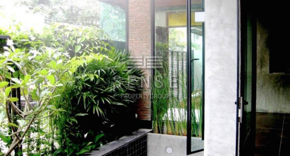 For rent 3 bedrooms house in Khlong Toei, Bangkok