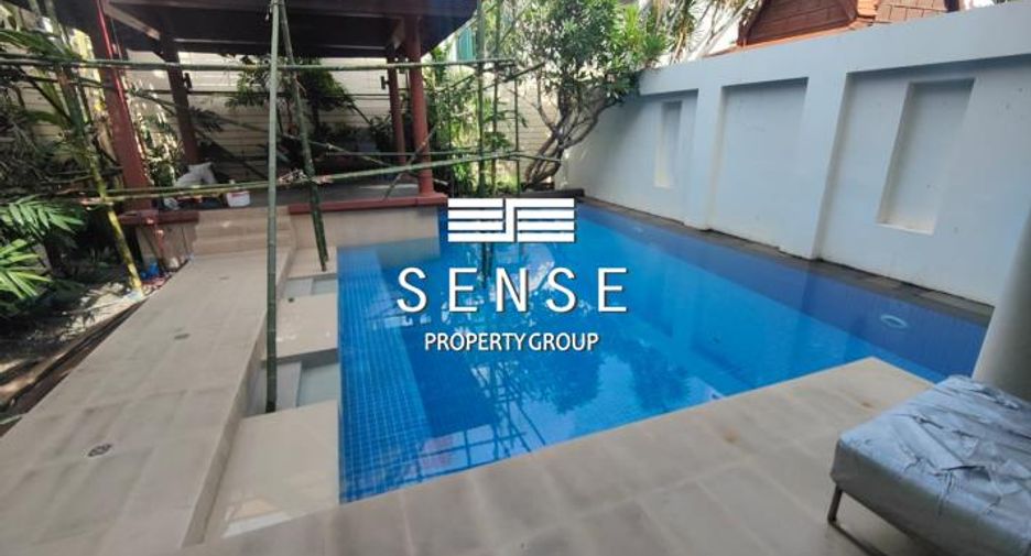 Haus zur Miete mit 4 Zimmer in Watthana, Bangkok