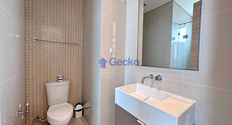 For sale 2 bedrooms condo in Jomtien, Pattaya
