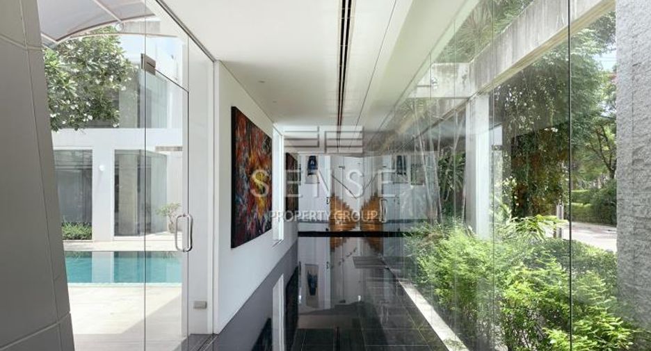 Casa en alquiler de 4 habitaciones en Pak Kret, Nonthaburi