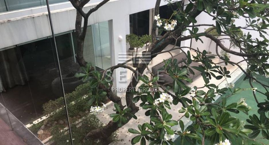 Casa en alquiler de 4 habitaciones en Pak Kret, Nonthaburi