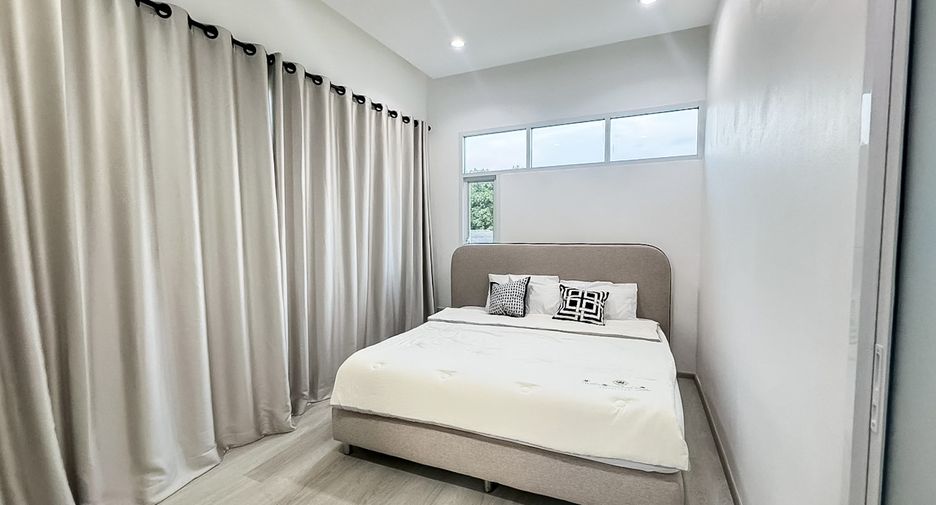 Haus zur Miete mit 4 Zimmer in Bang Lamung, Chonburi