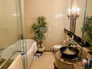 À vendre 3 chambres condo à Khlong Toei, Bangkok