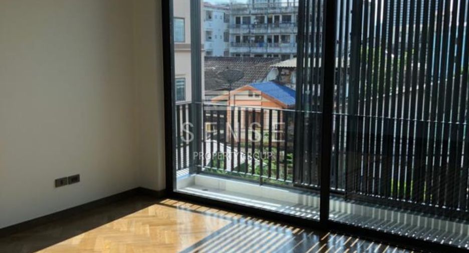 ขาย 4 ห้องนอน บ้านเดี่ยว ใน วัฒนา, กรุงเทพฯ