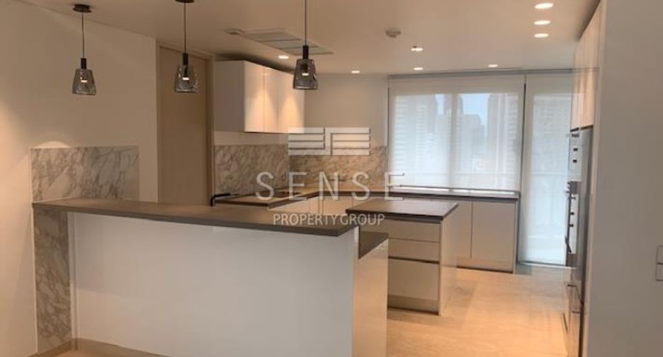 For rent 4 bedrooms condo in Khlong Toei, Bangkok