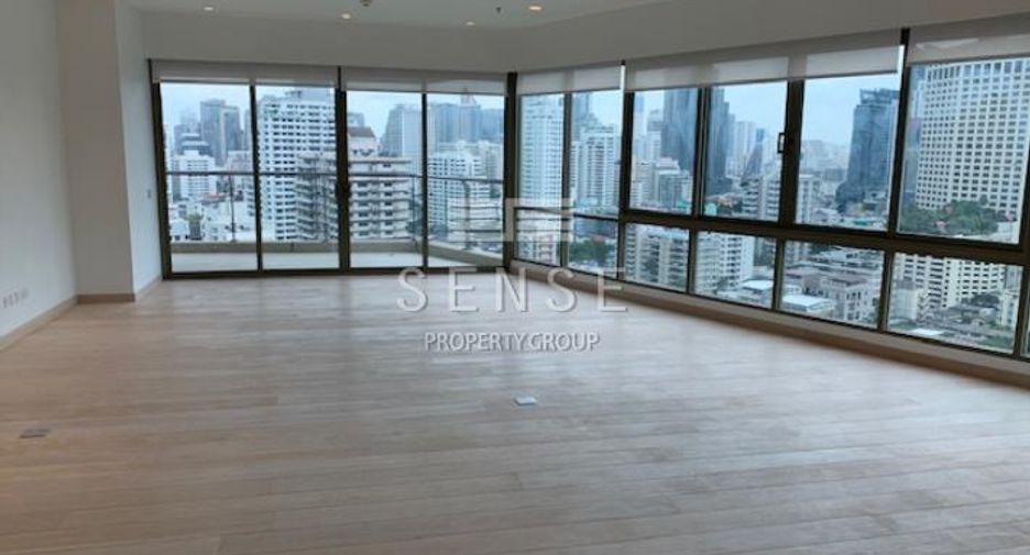 For rent 4 bedrooms condo in Khlong Toei, Bangkok