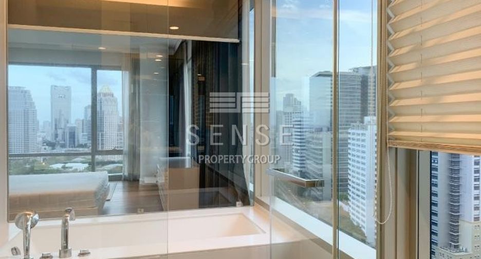 For rent 2 bedrooms condo in Pathum Wan, Bangkok