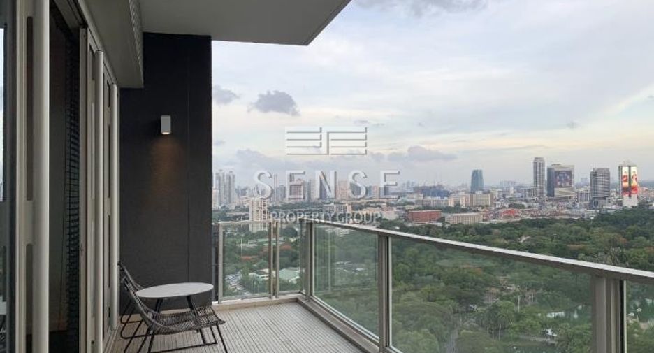 For rent 2 bedrooms condo in Pathum Wan, Bangkok