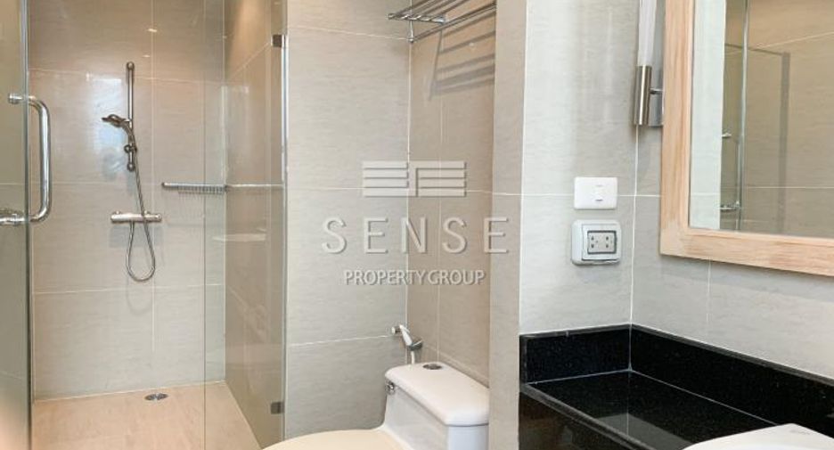 For rent 3 bedrooms condo in Watthana, Bangkok