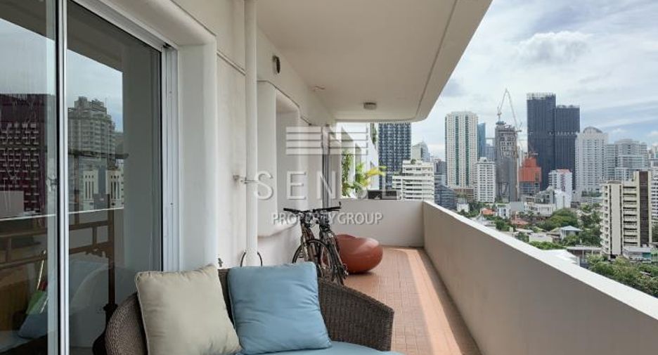 À louer 3 chambres condo à Watthana, Bangkok