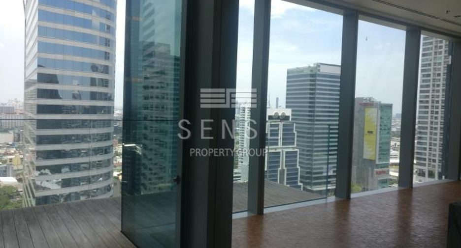 For sale 3 bedrooms condo in Sathon, Bangkok