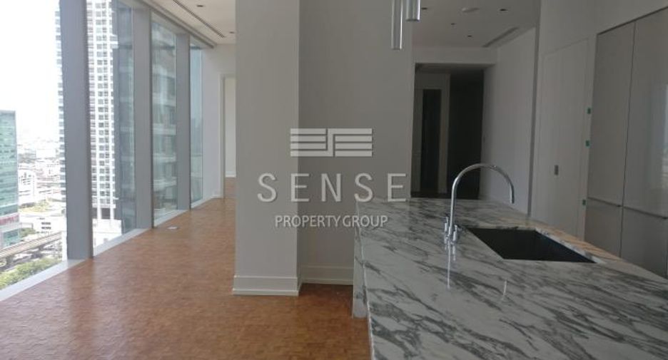 For sale 3 bedrooms condo in Sathon, Bangkok